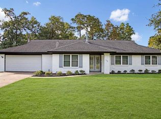 130 Woodlawn Dr, Sour Lake, TX 77659