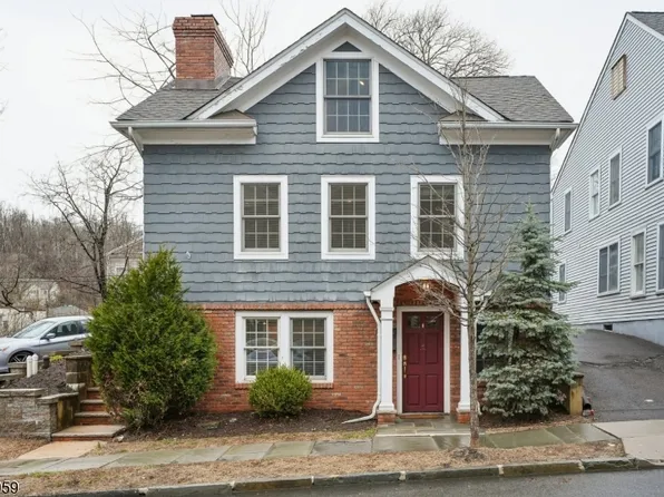 35 Dehart St, Morristown Town, NJ 07960