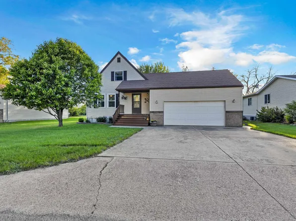 811 N Cedar St, Canton, SD 57013