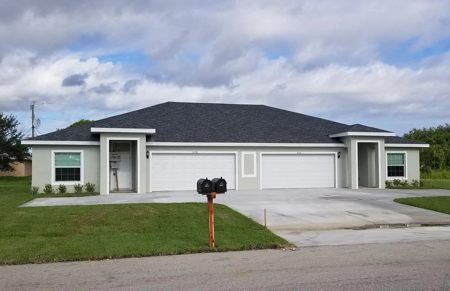 3 bed, 1550 sqft, $1,900 — Photo 1