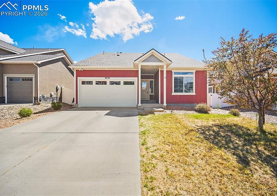 1st image of 9225 Castle Oaks Dr