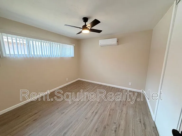 355 S Aspan Ave #MIDDLE HOUSE — Photo 7