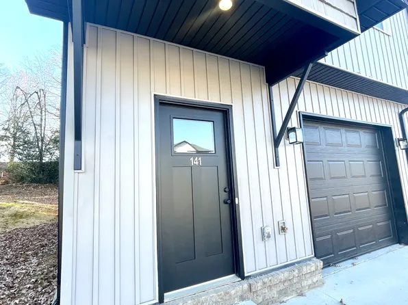 141 Independence Ln, Lynchburg, VA 24502