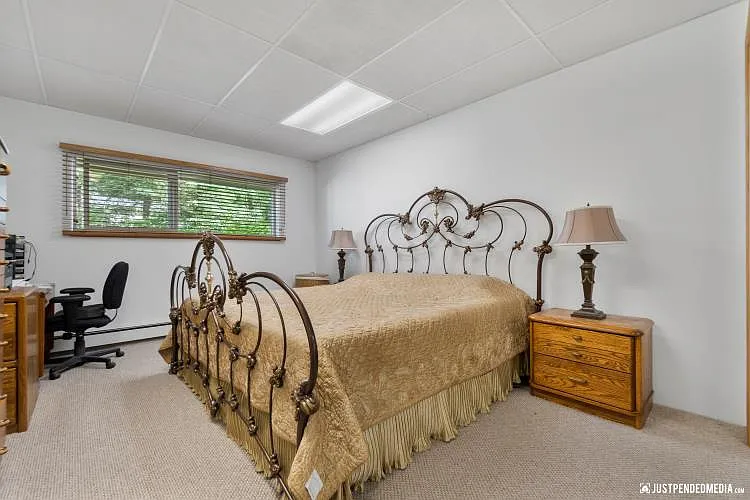 9531 Hillside Dr — Photo 12