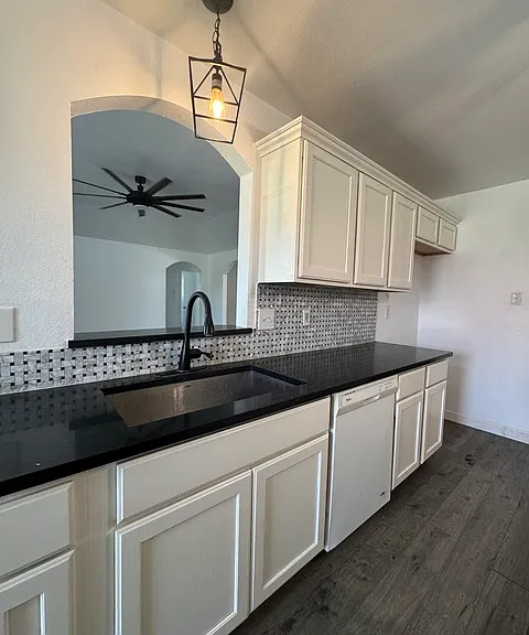 14410 Mangold Way — Photo 10