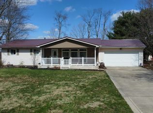 2190 N Glenn Dr NE, Lancaster, OH 43130