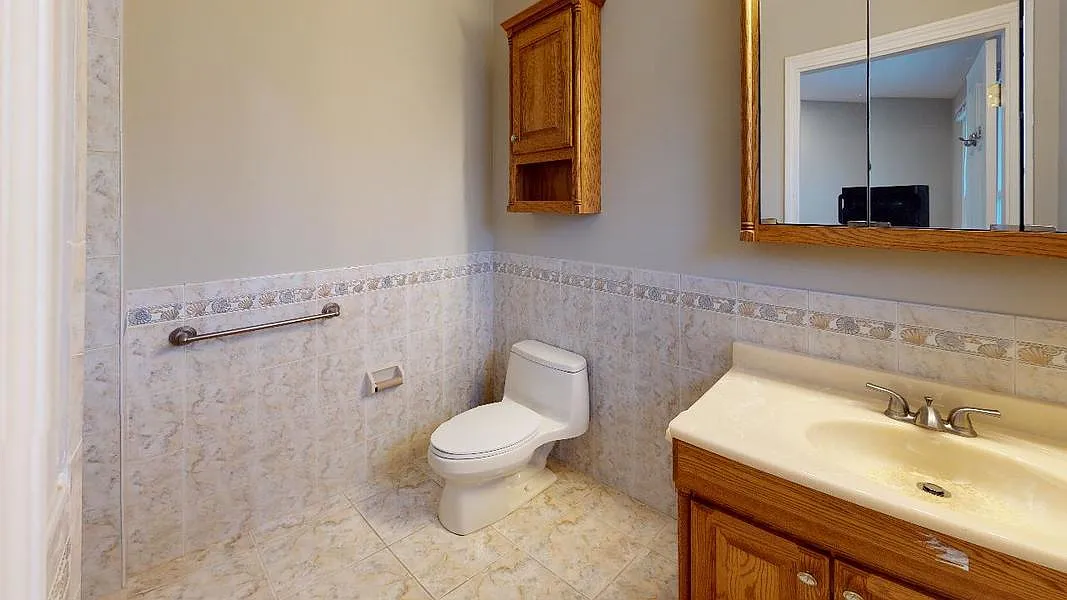 1 bed, $995 — Photo 3