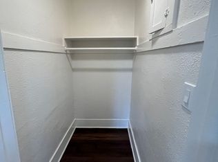 3520 Hyde Park Blvd #3524, Los Angeles, CA 90043