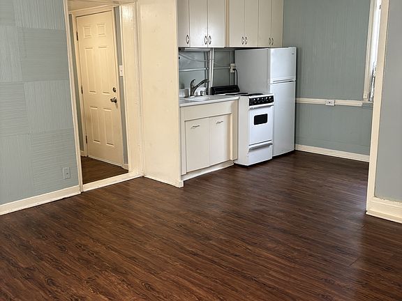 4th image of 5937 Holmes St APT 4