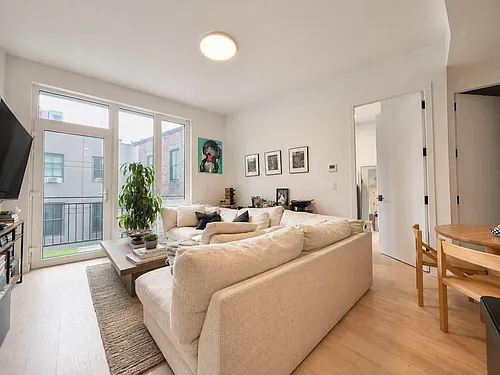 151 Carlton Ave #3A Photo 1