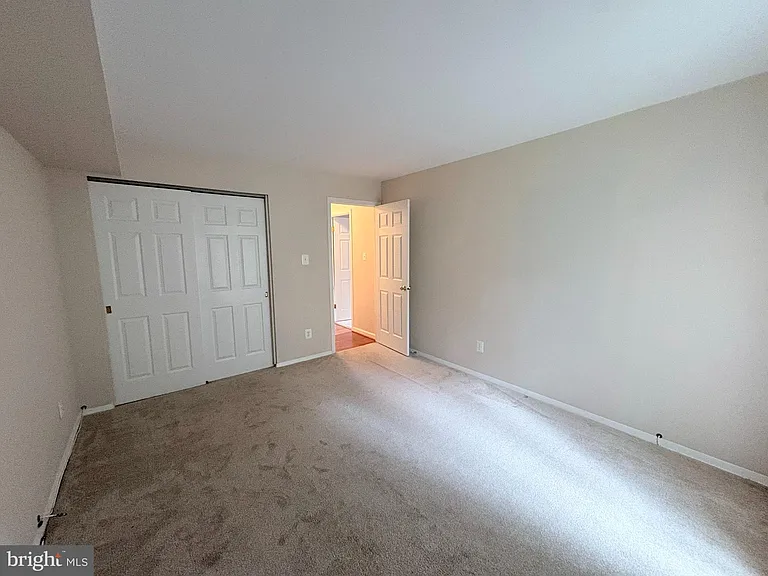 5817 Edson Ln #T-2 — Photo 19
