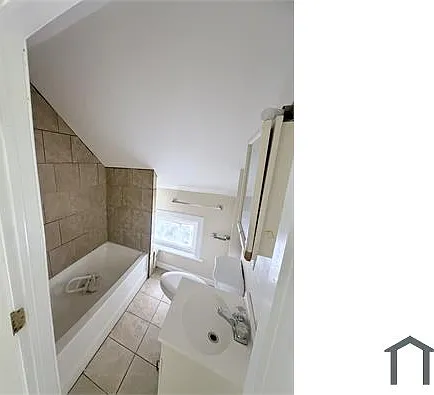 40 Dix St — Photo 3