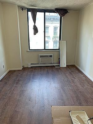 1st image of 122 Elizabeth St APT 6A