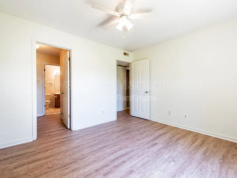 4406 S Brook St #27 — Photo 9