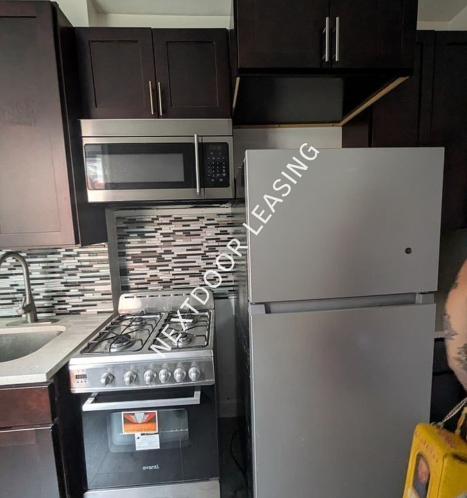 1st image of 149 Zabriskie St #21M