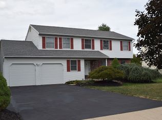 1500 Fairgrounds Rd, Hatfield, PA 19440