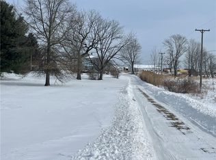 495 E Jamestown Rd, Greenville, PA 16125