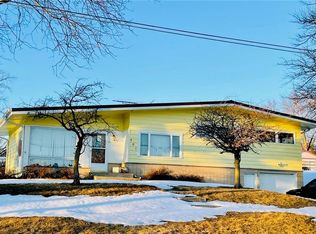 901 Guthrie St, Adair, IA 50002