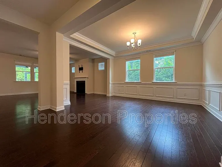 12013 Gil Wylie Trce — Photo 6