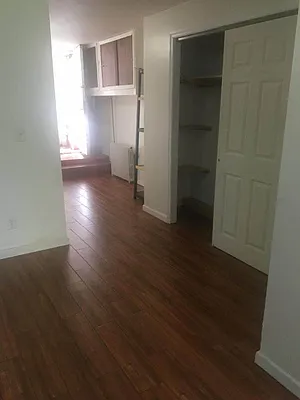 Rented by Voro, LLC | media 22