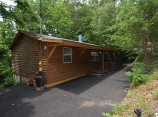 1737 Walker Trl, Sevierville, TN 37876