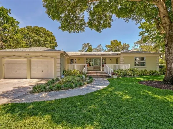 7331 Westmoreland Dr, Sarasota, FL 34243