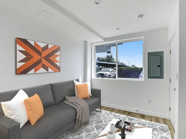 Valleywood Apartments - Studio
