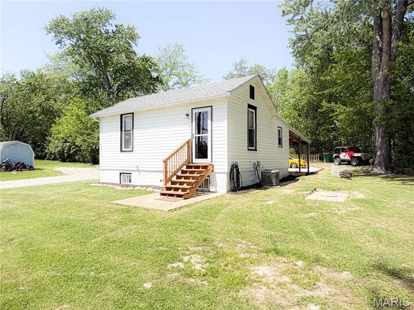 1121 2nd Ave, Belleville, IL 62220