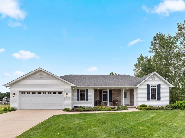 9400 S Brookwood Dr, Demotte, IN 46310