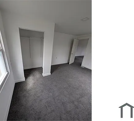 1019 Parry St — Photo 5