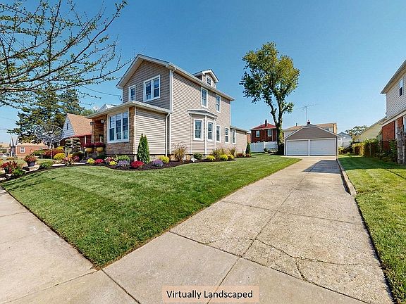 2nd image of 13611 Brookville Blvd