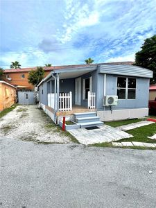 6020 SW 8th St, Miami, FL, 33144