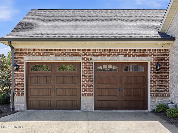 4th image of 11010 Pebble Creek Dr