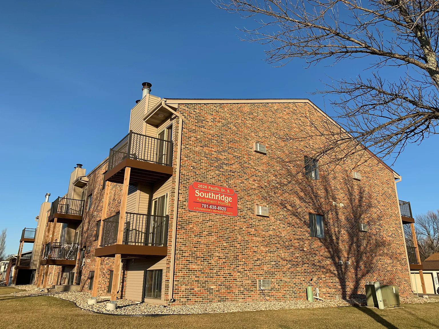 Southridge Apartments — Photo 2