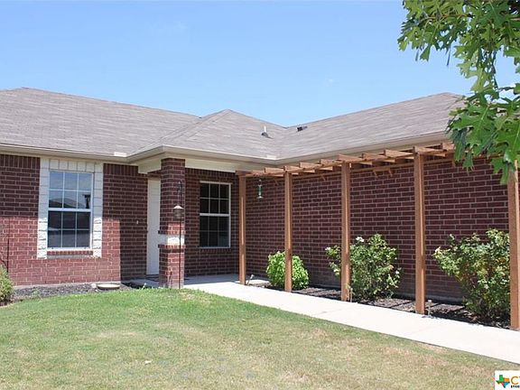 2nd image of 204 McFaddan Ln