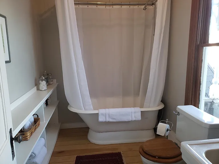 109 Paul St — Photo 16