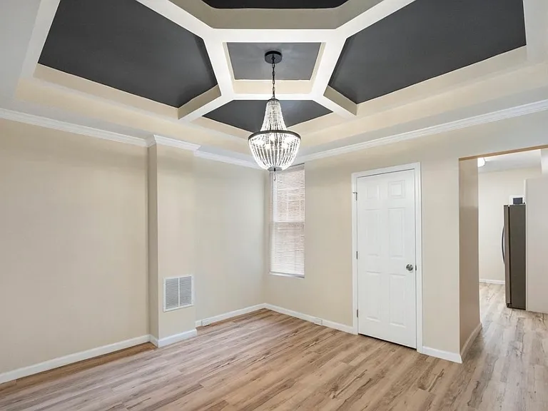 2108 W Baltimore St — Photo 6