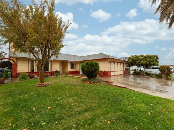 241 Burgundy Dr, Greenfield, CA 93927