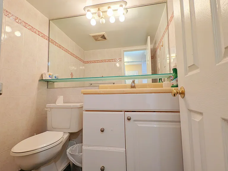 136-17 Maple Ave #12D — Photo 5