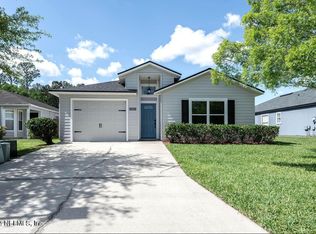 3143 Wavering Ln, Middleburg, FL 32068