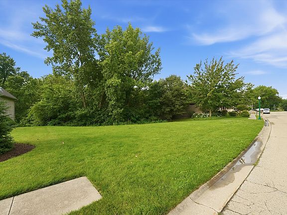 3rd image of 1277 Fremont Ave Lot 17