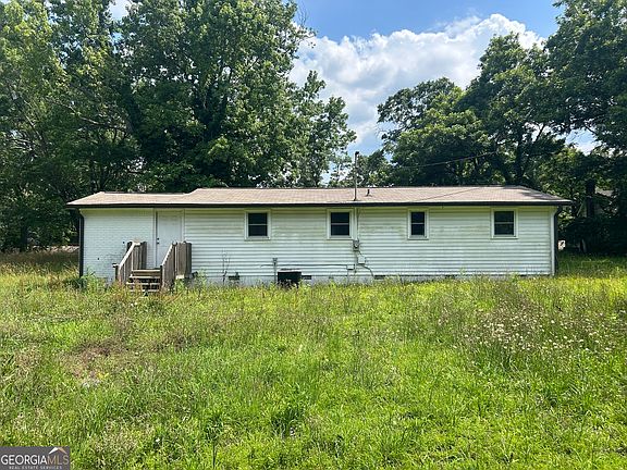 2nd image of 235 Maple Dr