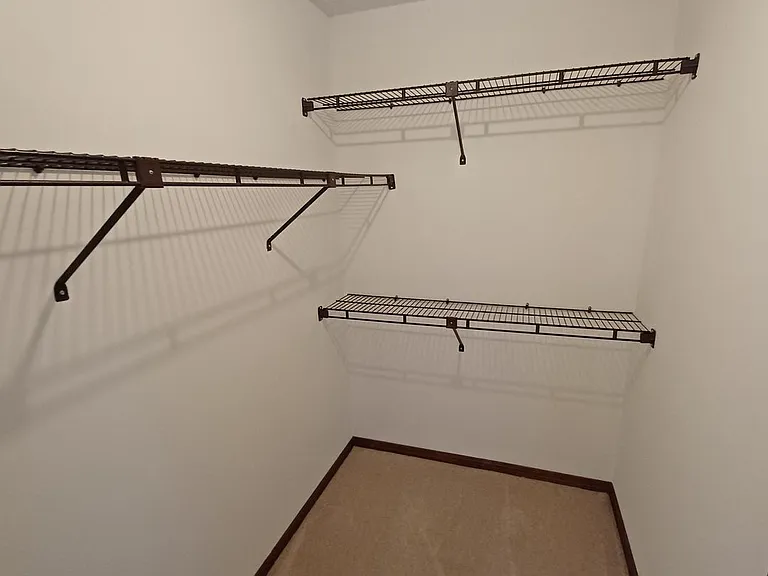 2295 Foxwood Dr — Photo 24