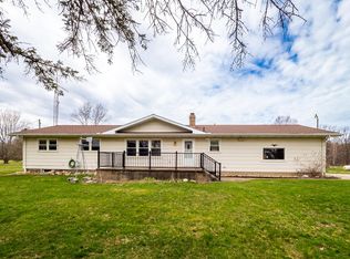 13510 Pardee Rd, Buchanan, MI 49107