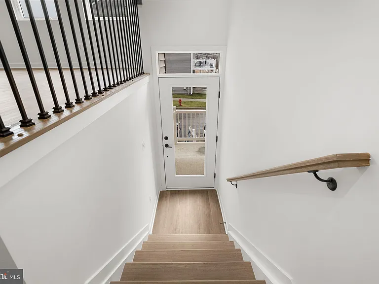 1631 Blacksmith Way #214-B — Photo 4