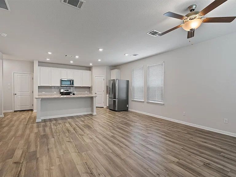 868 Lone Peak Way — Photo 4