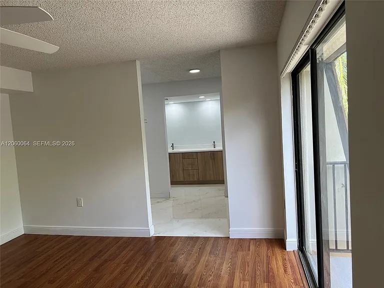 9105 SW 19th Pl #A — Photo 18