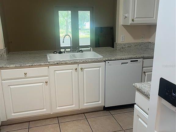 3rd image of 8509 ALEXANDRA ARBOR LANE