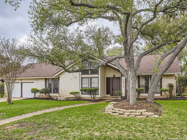 13210 HUNTERS SPRING ST, San Antonio, TX 78230