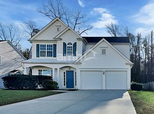 1574 Pondhaven Dr, High Point, NC 27265